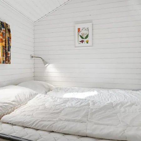 Johan - 200m From The Sea By Interhome *