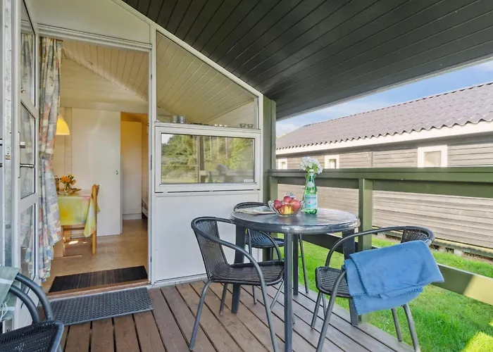 Johan - 200m From The Sea By Interhome